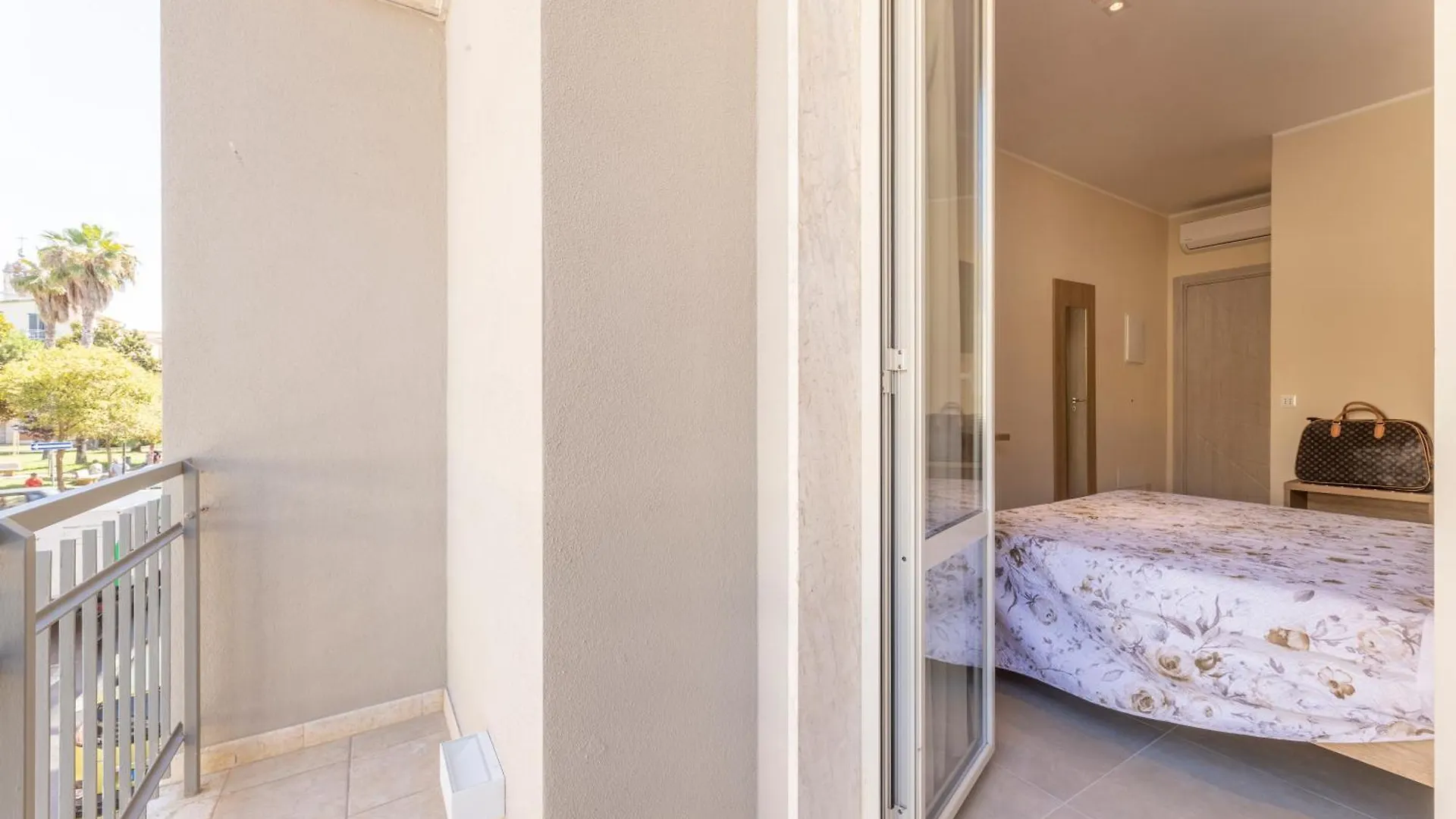 Affittacamere Ilenia'S Boutique Rooms Follonica