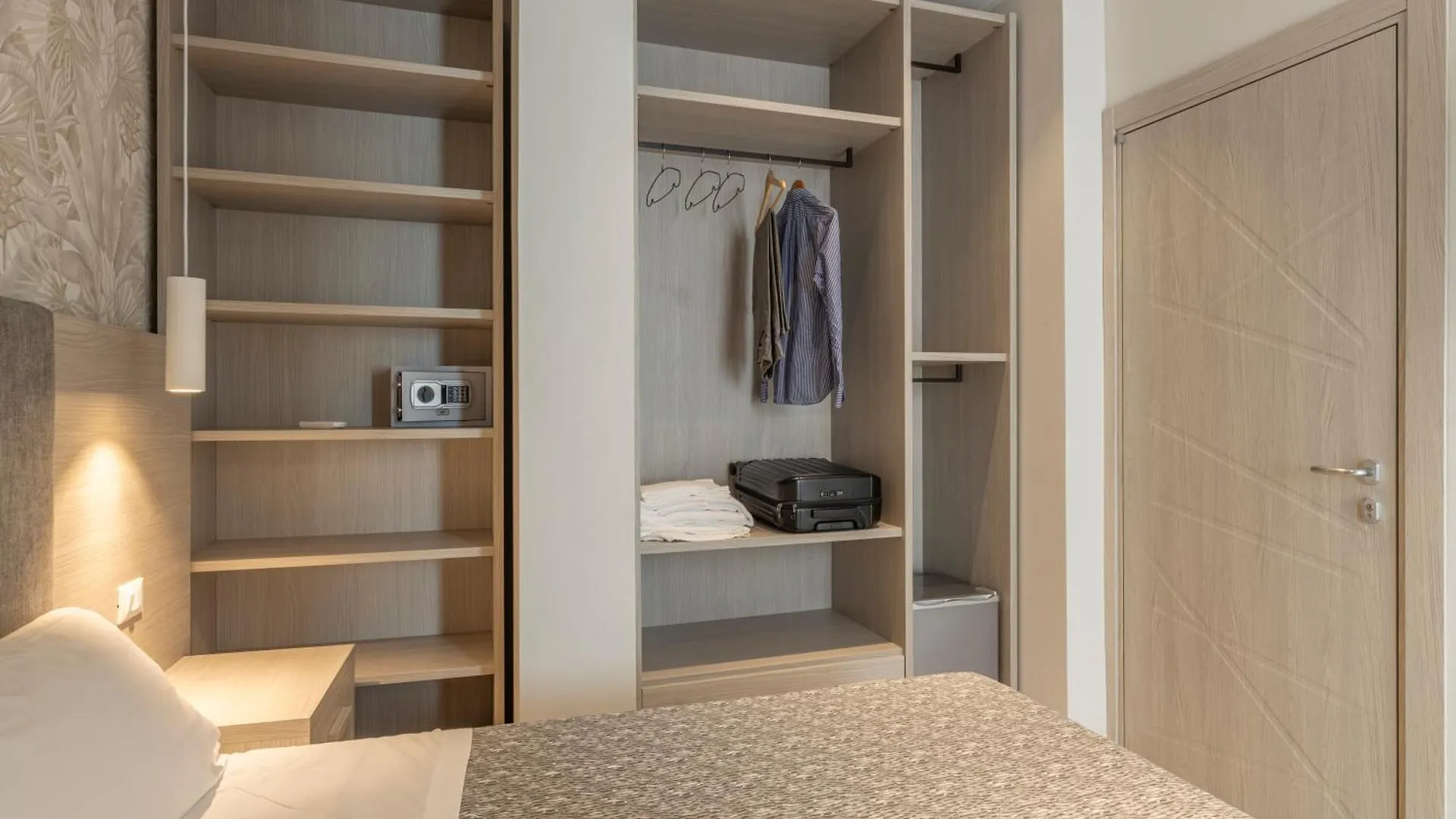 Affittacamere Ilenia'S Boutique Rooms Follonica