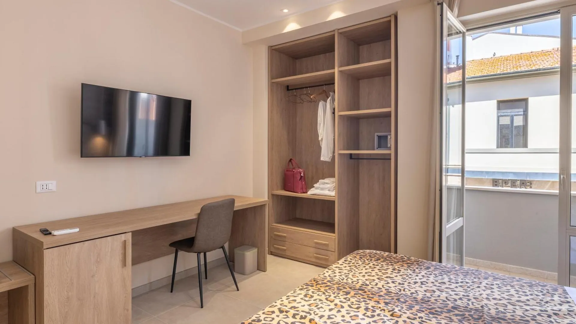 Affittacamere Ilenia'S Boutique Rooms Follonica